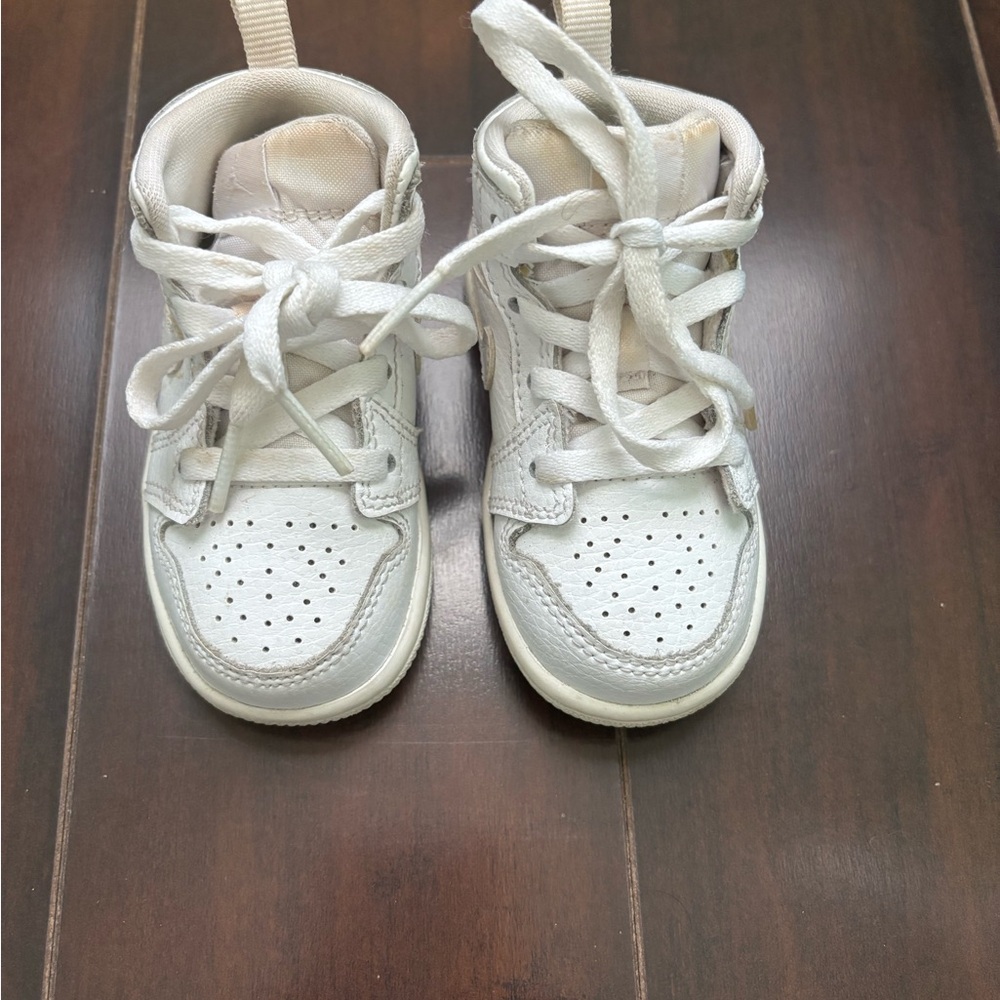 Nike White Air Jordan 1 Mid Sneakers
